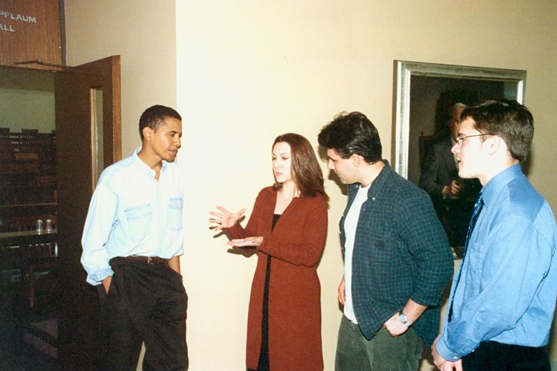 Senior Lecturer Barack Obama, also an Illinois state senator, talks to students in 1999.