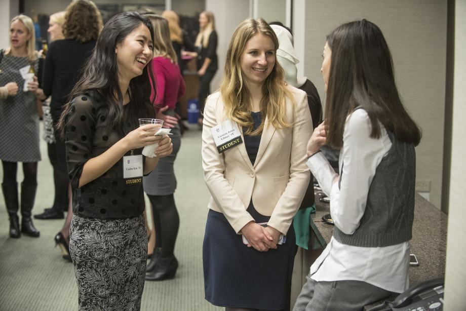 Carina Kan and Victoria Jones Yilmaz, both '18,  chatted with an alum during a Women's Mentoring Program event.