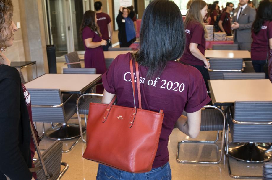 The Law School Class of 2020 has lived or worked in 32 countries, speaks 27 languages, and hails from 37 states and 92 undergraduate institutions. Among them are 22 congressional interns, 14 collegiate varsity athletes, 13 business founders, nine Eagle Scouts, four Fulbright Scholars, three martial arts blackbelts, and one orchestral and movie score composer. 