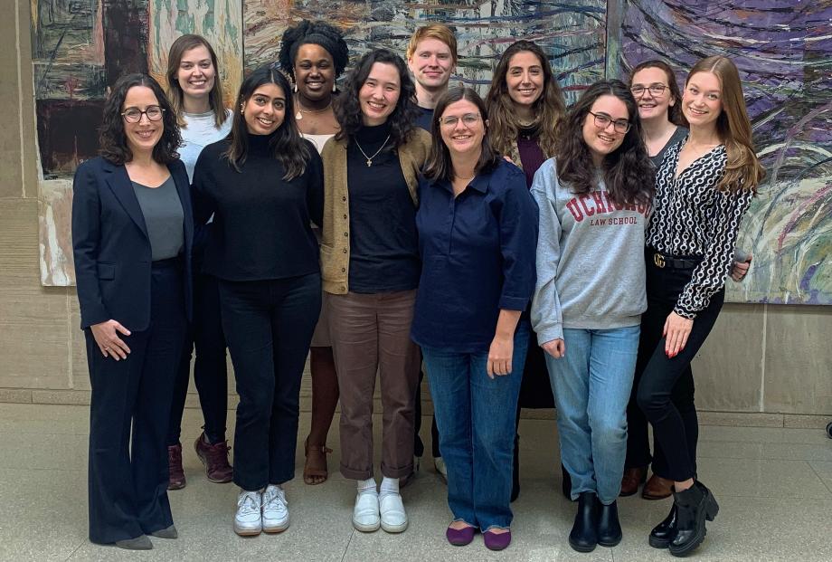 Professor Sarah Konsky with students 