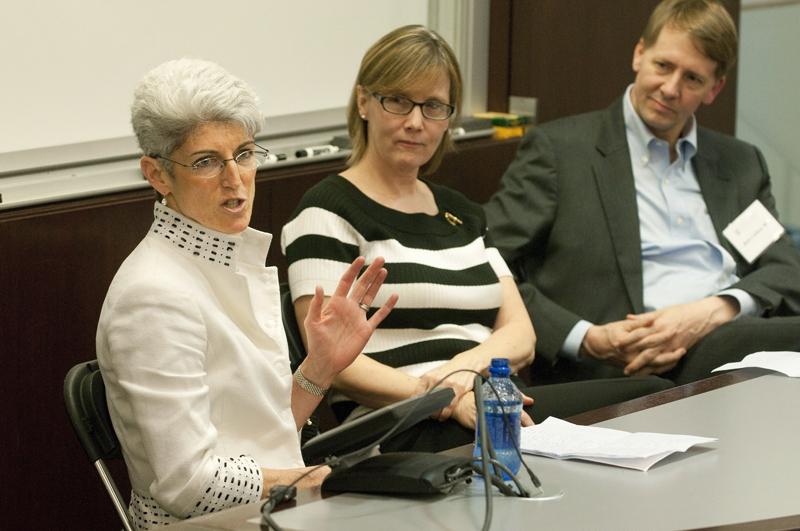 Lisa Brown, Sheila Finnegan, and Richard Cordray from the class of 1986 spoke about their legal careers in public service.