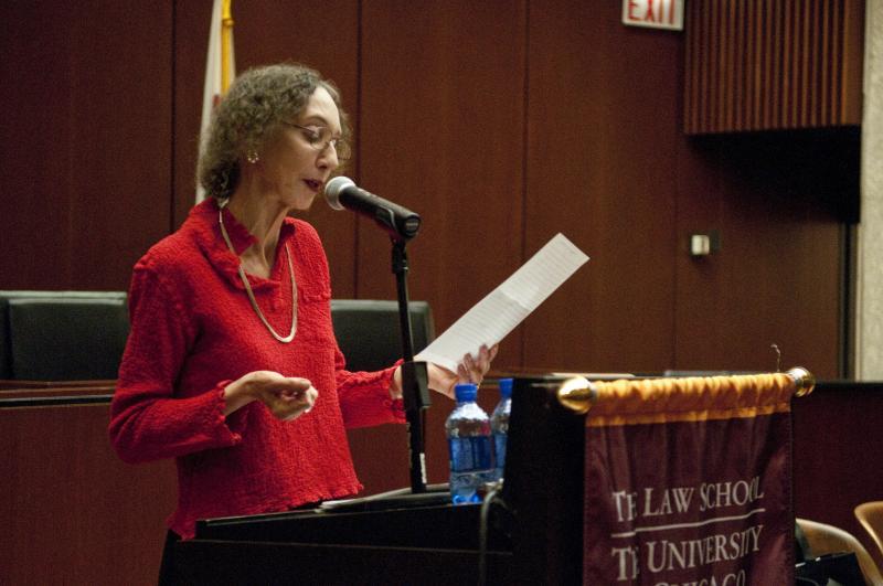 Joyce Carol Oates visits the Law School to present a reading and participate in the plenary panel on Manhood in American Literature.